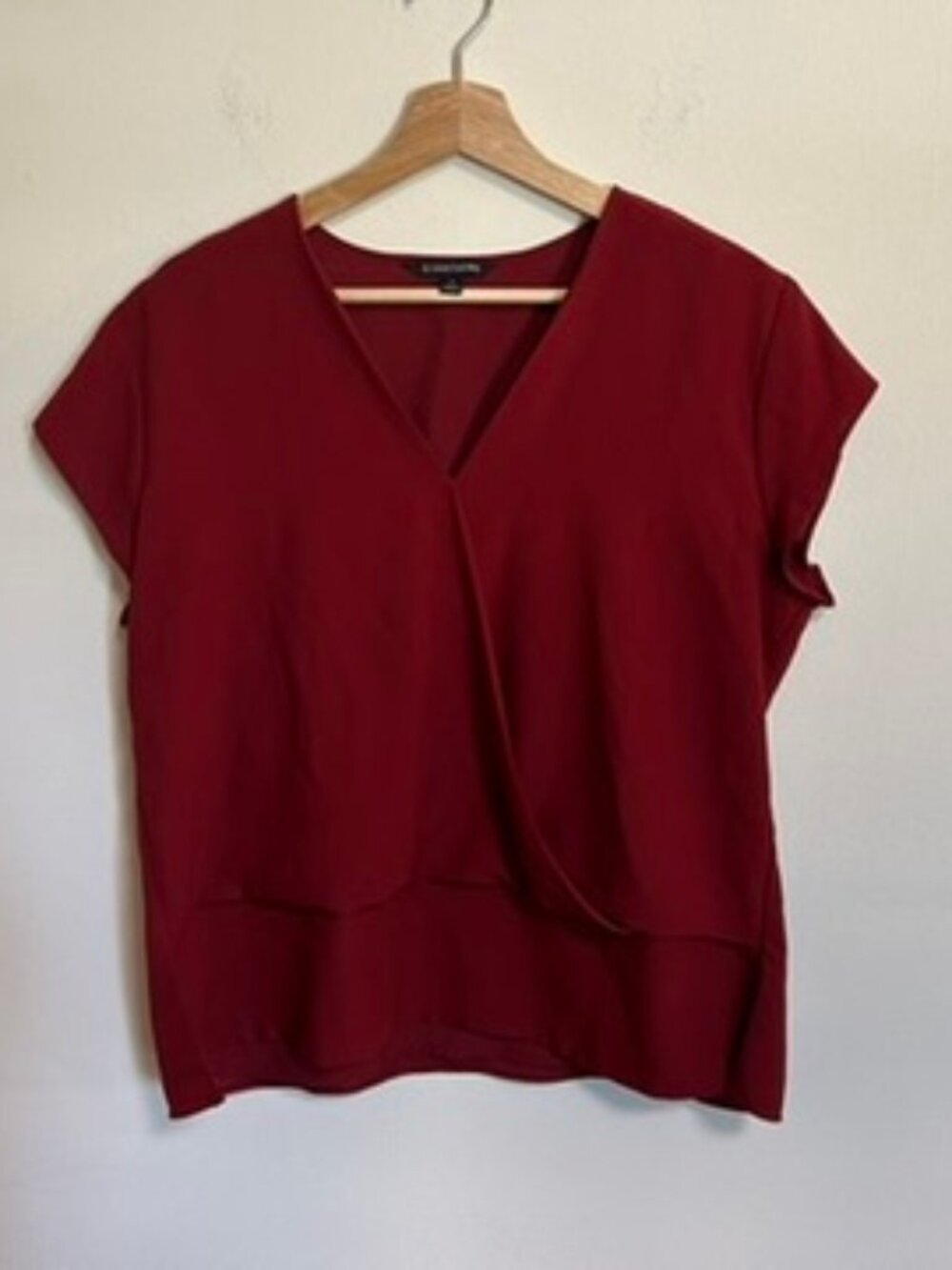 Burgundy Flowy Double Layer Blouse 41 Hawthorn Sz XL Cap Sleeves EUC V Neck